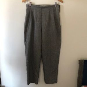 5/ $15 Vintage high waist Briggs Houndstooth pant